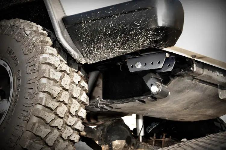 Shackle Relocation Kit | Jeep Cherokee XJ 2WD/4WD (1984-2001) by Rough Country