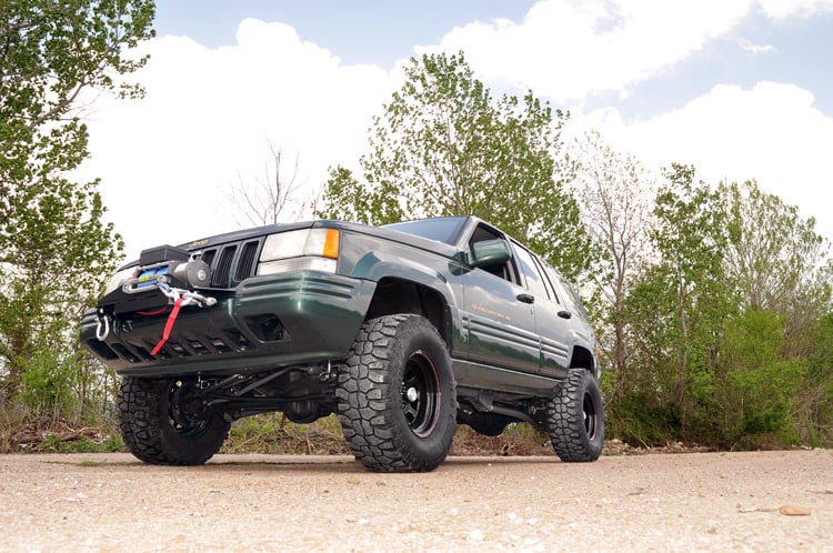 Winch Mounting Plate | Jeep Grand Cherokee ZJ 4WD (1993-1998) by Rough Country