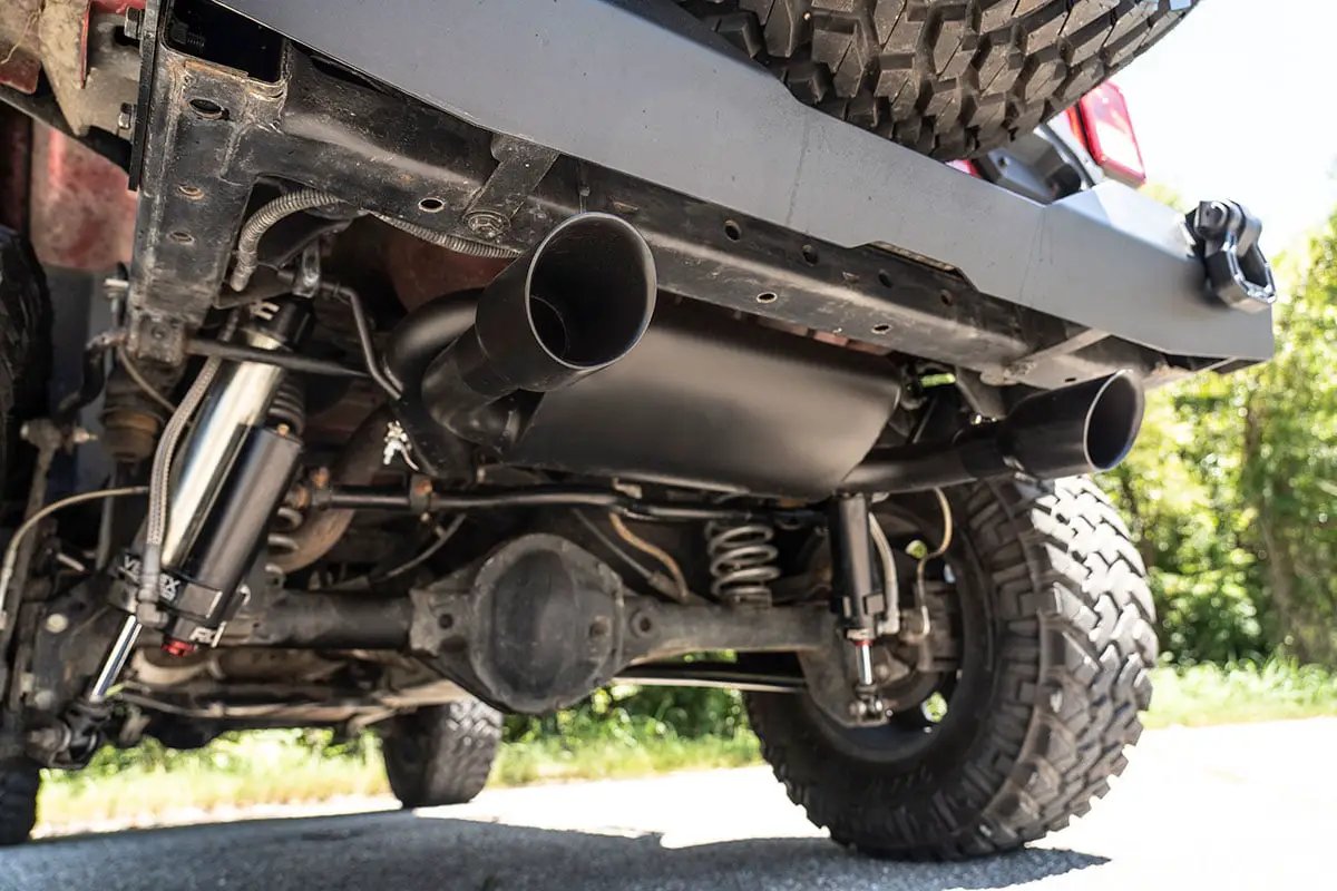 Performance Exhaust | Dual Outlet | Jeep Wrangler JK/Wrangler Unlimited (07-18) by Rough Country