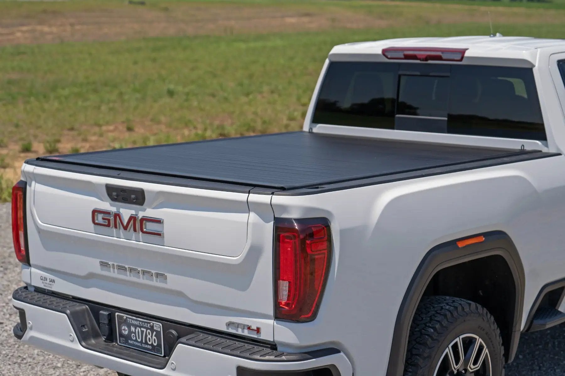 Hard Roll Up Bed Cover | 6'9" Bed | Chevy/GMC Silverado/Sierra 2500HD/3500HD (20-26) by Rough Country