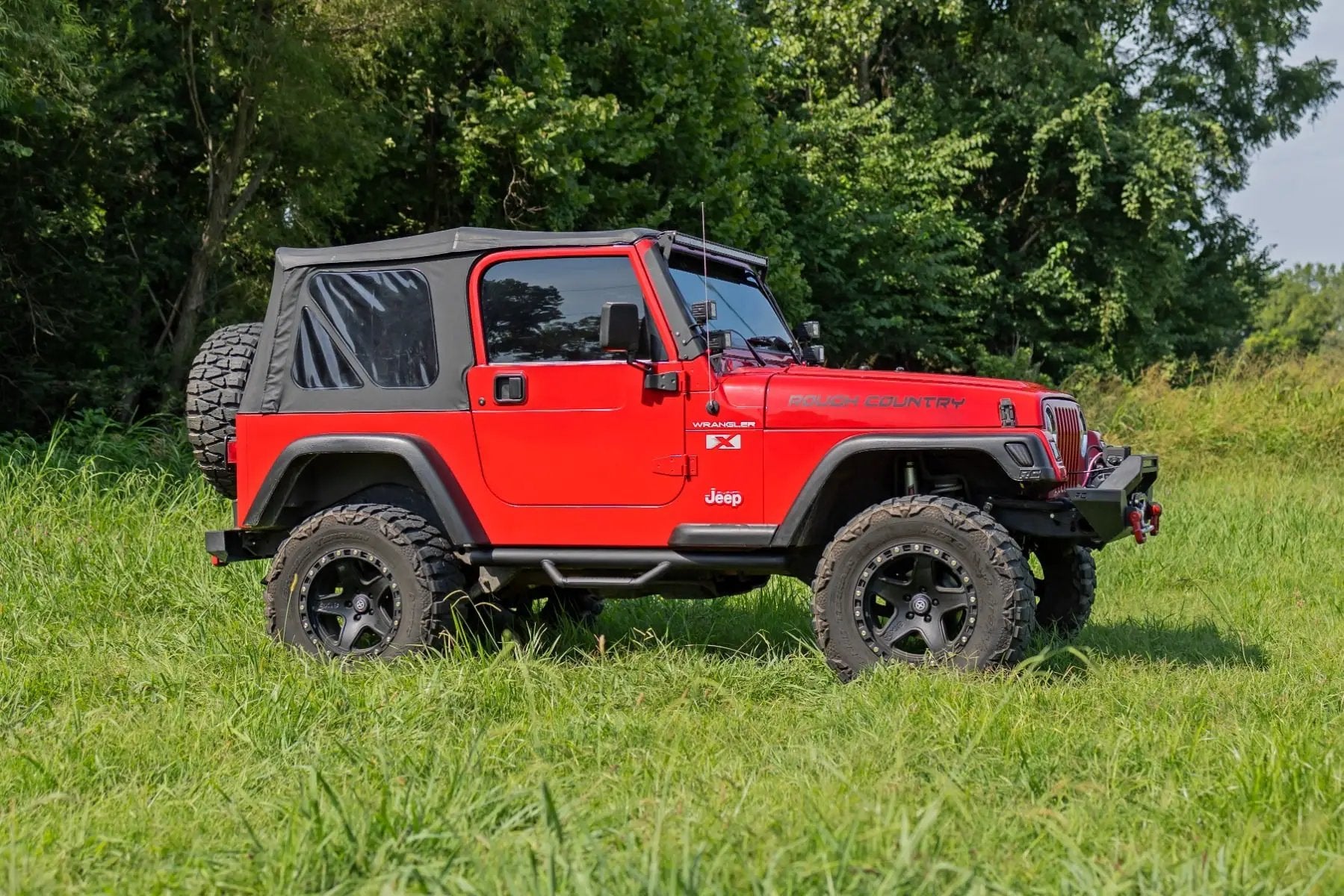 Nerf Steps | Full Length | Jeep Wrangler TJ 4WD (1997-2006) by Rough Country