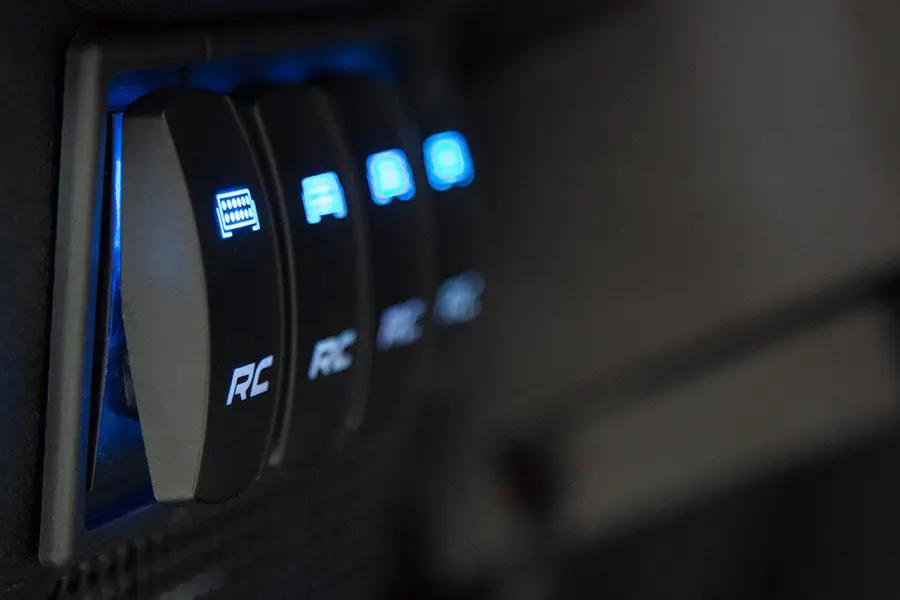Auxiliary Switch Bezel | Quad by Rough Country