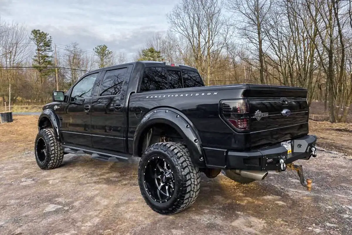 6 Inch Lift Kit | Vertex/V2 | Ford F-150 4WD (2014) by Rough Country