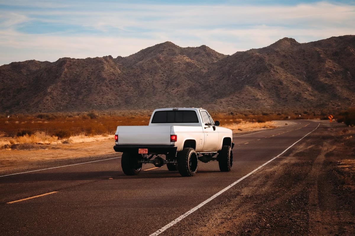 6 Inch Lift Kit | 56 Inch Rear Springs | Chevy/GMC C10/K10 Truck & SUV/K5 Blazer (77-87) by Rough Country