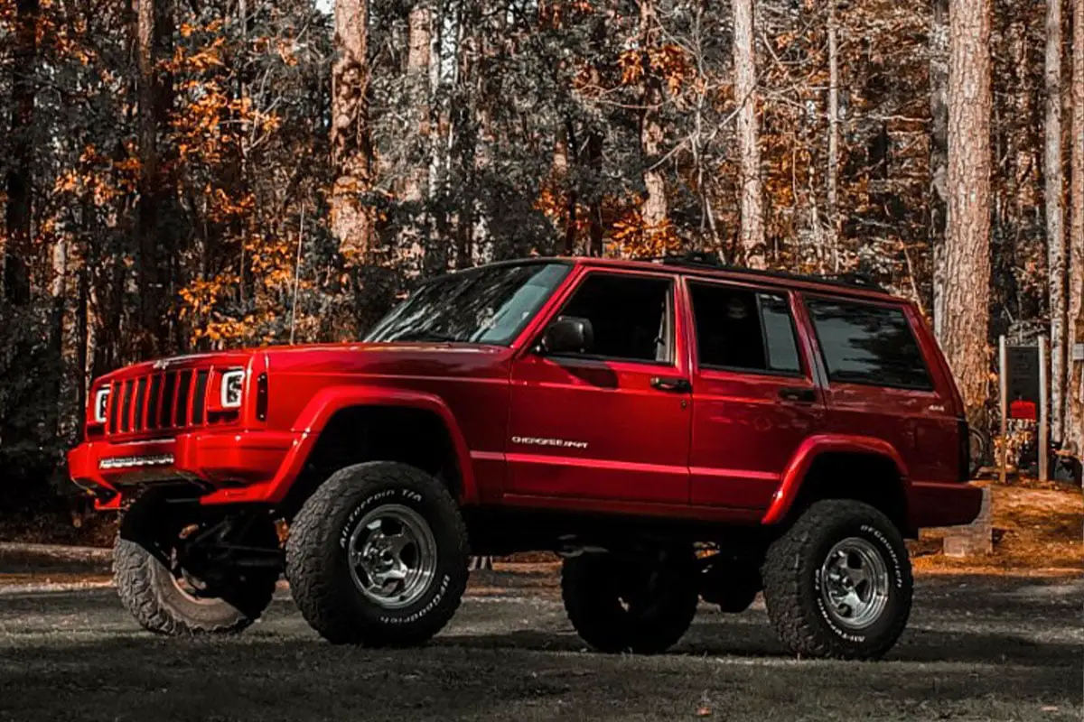 4.5 Inch Lift Kit | RR springs | Jeep Cherokee XJ 2WD/4WD (1984-2001) by Rough Country