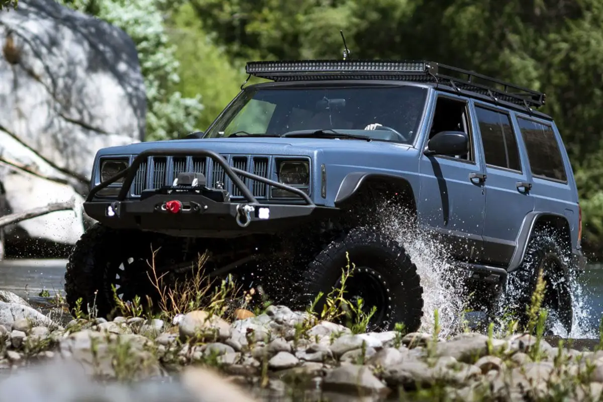6.5 Inch Lift Kit | X-Series | Jeep Cherokee XJ 2WD/4WD (1984-2001) by Rough Country