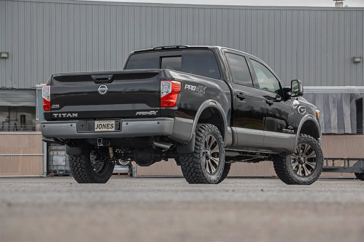 3 Inch Lift Kit | N3 Struts & Shocks | Nissan Titan 2WD/4WD (2004-2024) by Rough Country
