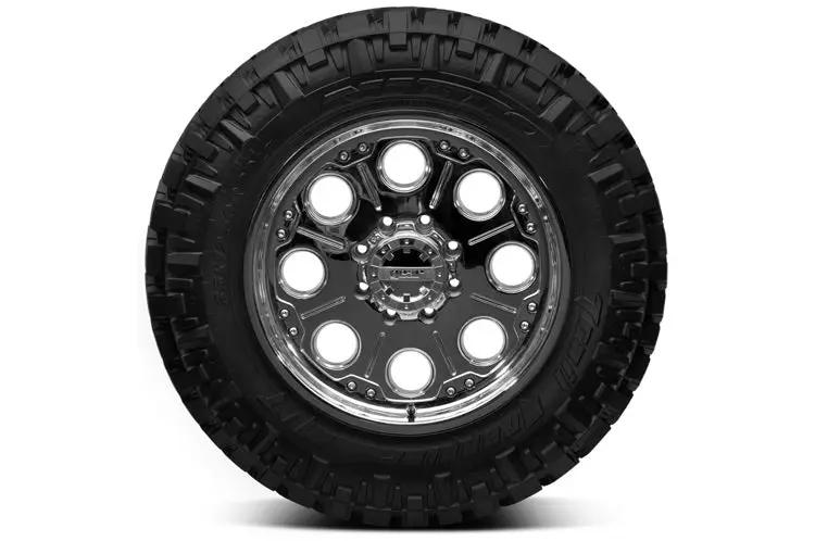 35x12.50R17 Nitto Trail Grappler M/T by Rough Country