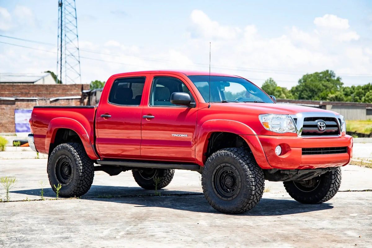 3.5 Inch Lift Kit | UCA | N3 Struts | Toyota Tacoma 2WD/4WD (2005-2023) by Rough Country