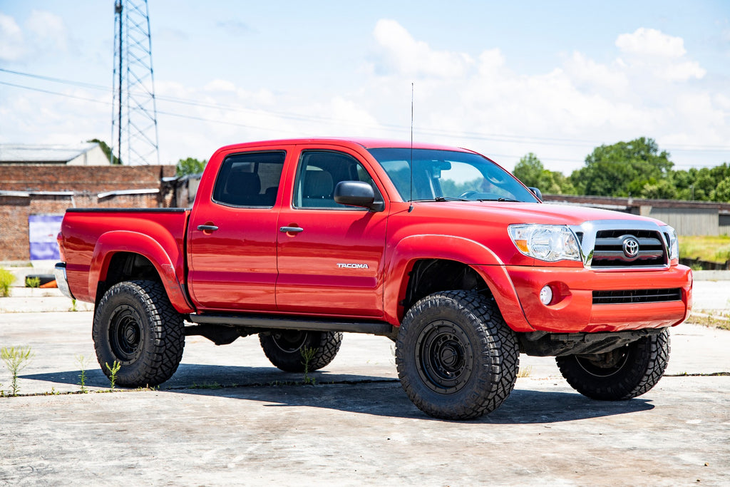 3.5 Inch Lift Kit | Red UCA | N3 Struts | Toyota Tacoma 2WD/4WD (2005-2023) by Rough Country