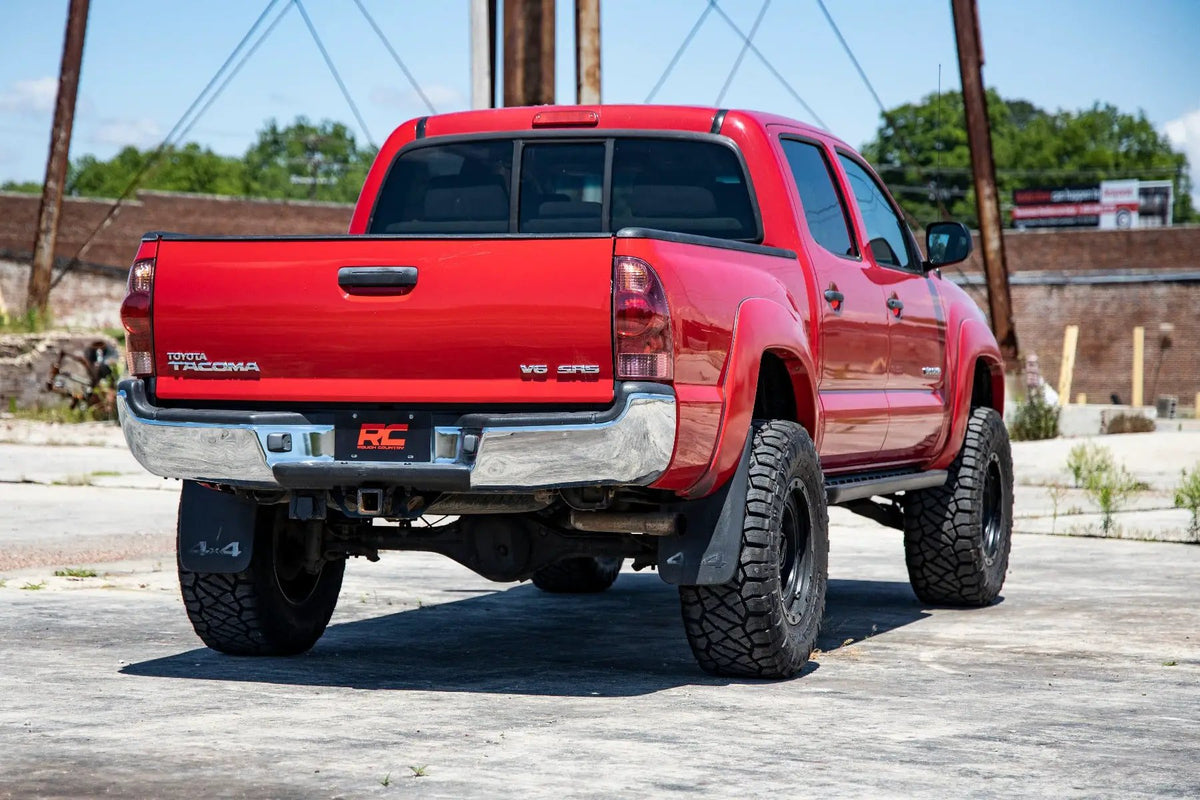 3.5 Inch Lift Kit | Red UCA | N3 Struts | Toyota Tacoma 2WD/4WD (2005-2023) by Rough Country