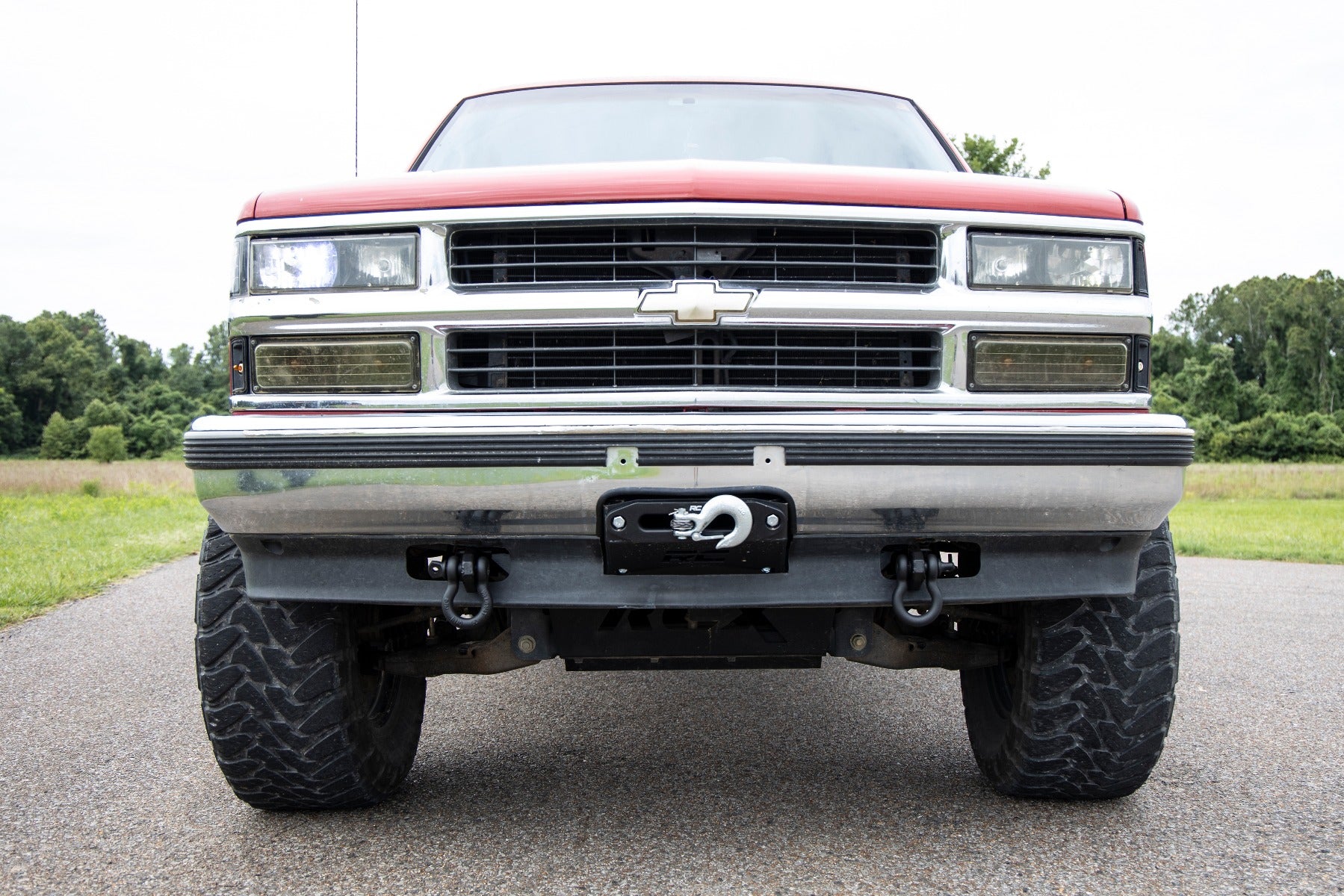 Tow Hook to Shackle Bracket | Mount Only | Chevy/GMC 1500 Truck & SUV (88-99) by Rough Country