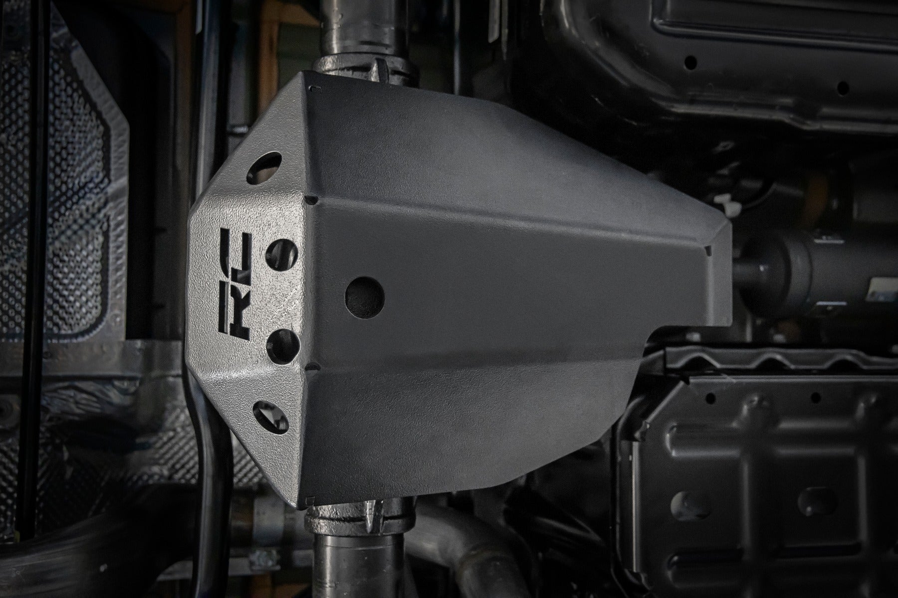 M220 Diff Skid | Rear | Jeep Wrangler JL (21-24)/Wrangler Unlimited Rubicon (18 by Rough Country
