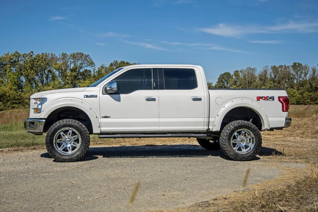 Oval Nerf Step | Crew Cab | Black | Ford F-150/Lightning/F-250/F-350/Raptor (15-26) by Rough Country