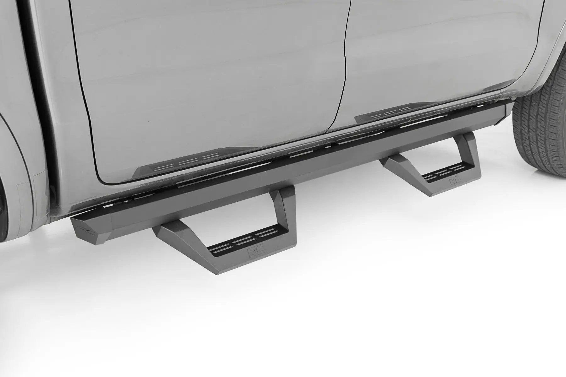 SRX2 Adjustable Aluminum Steps | Ford Ranger 2WD/4WD (2019-2026) by Rough Country