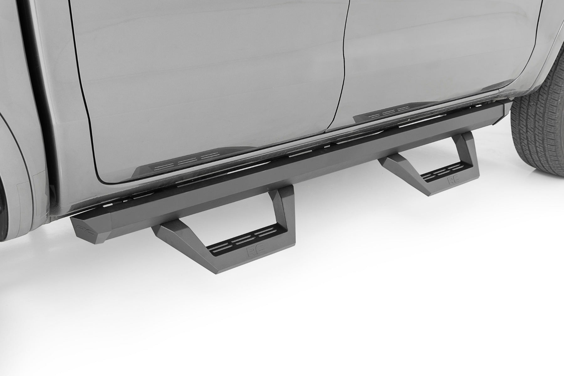 SRX2 Adjustable Aluminum Steps | Ford Ranger 2WD/4WD (2019-2026) by Rough Country