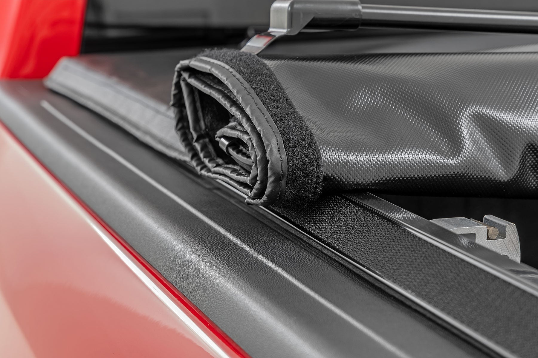 Soft Roll Up Bed Cover | 6'4" Bed | No Rambox | Ram 1500/2500/3500 (10-25 & Classic) by Rough Country