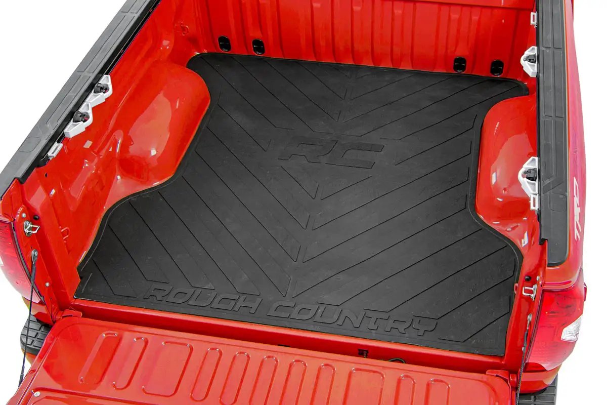 Bed Mat | 5'7" Bed | RC Logo | Ram 1500 (19-26)/1500 TRX (21-24) by Rough Country