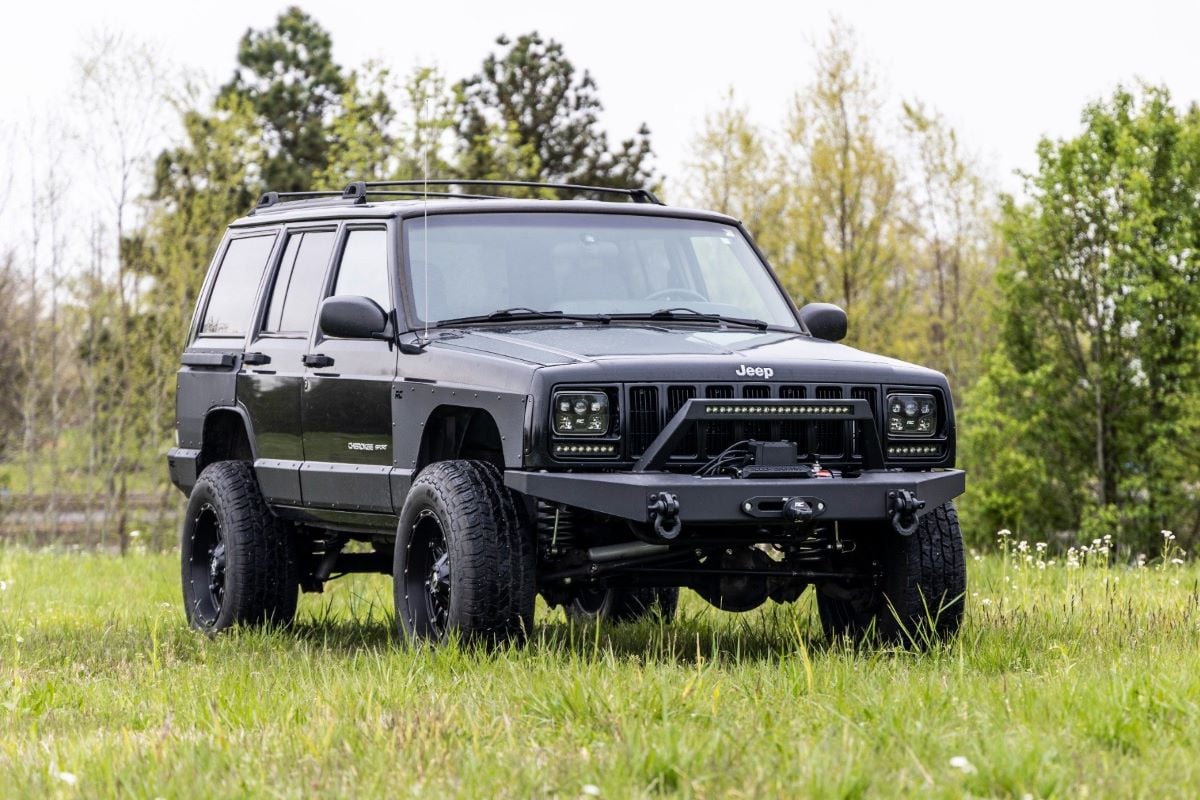 3 Inch Lift Kit | Rear AAL | V2 | Jeep Cherokee XJ 2WD/4WD (1984-2001) by Rough Country