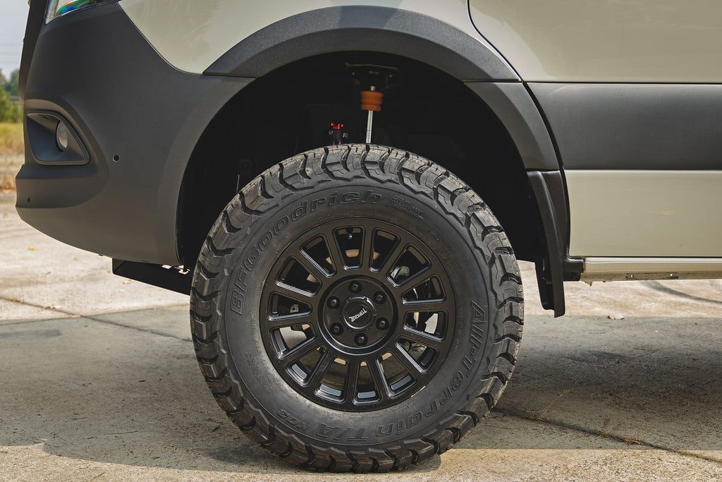 Tire Clearance Kit | Mercedes-Benz Sprinter 2500/Sprinter 3500 (19-25) by Rough Country