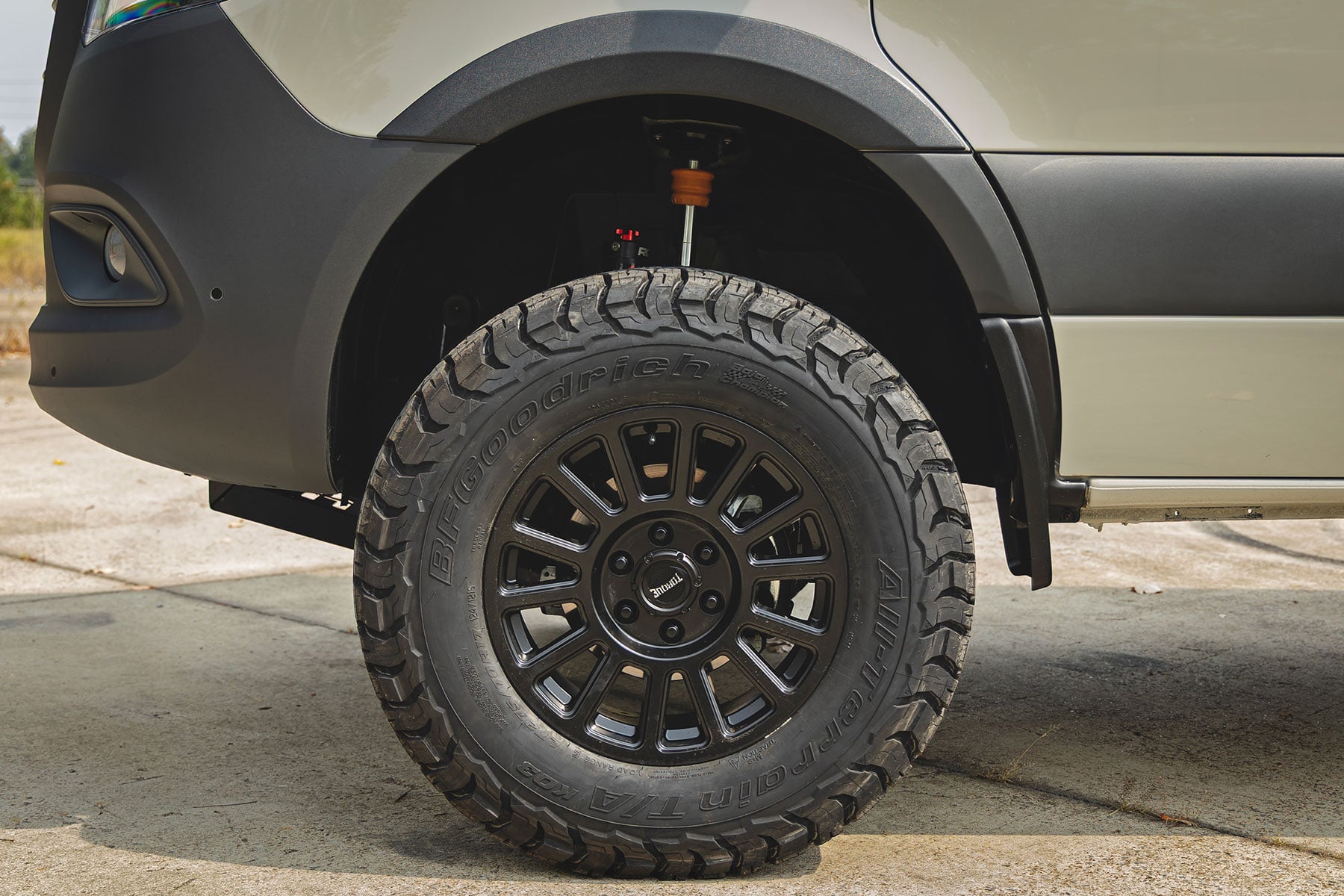 Tire Clearance Kit | Mercedes-Benz Sprinter 2500/Sprinter 3500 (19-25) by Rough Country