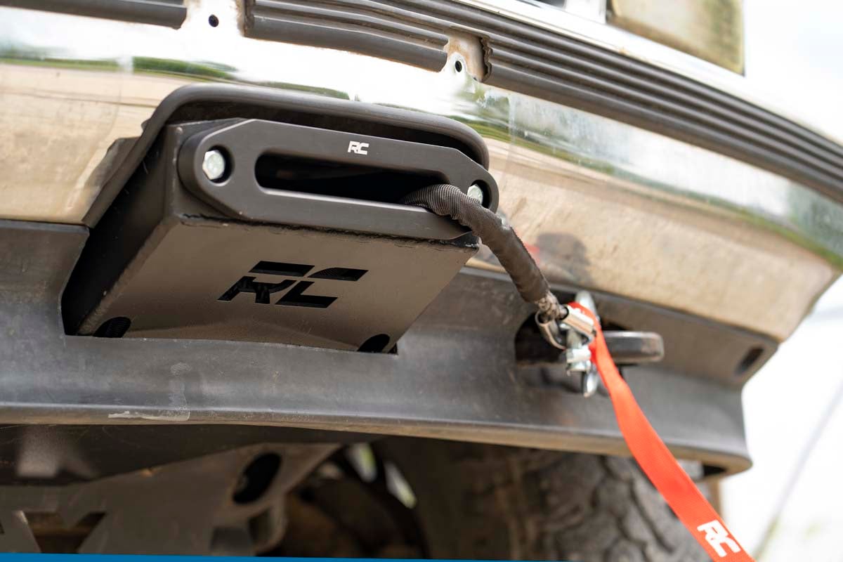 Hidden Winch Mounting Plate | Chevy C1500/K1500 Truck & SUV 4WD (1988-1999) by Rough Country