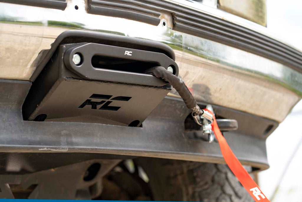 Hidden Winch Mounting Plate | Chevy C1500/K1500 Truck & SUV 4WD (1988-1999) by Rough Country