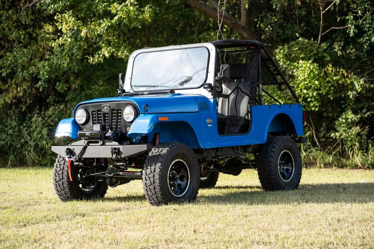 Winch Plate | PRO12000 | Mahindra Roxor by Rough Country