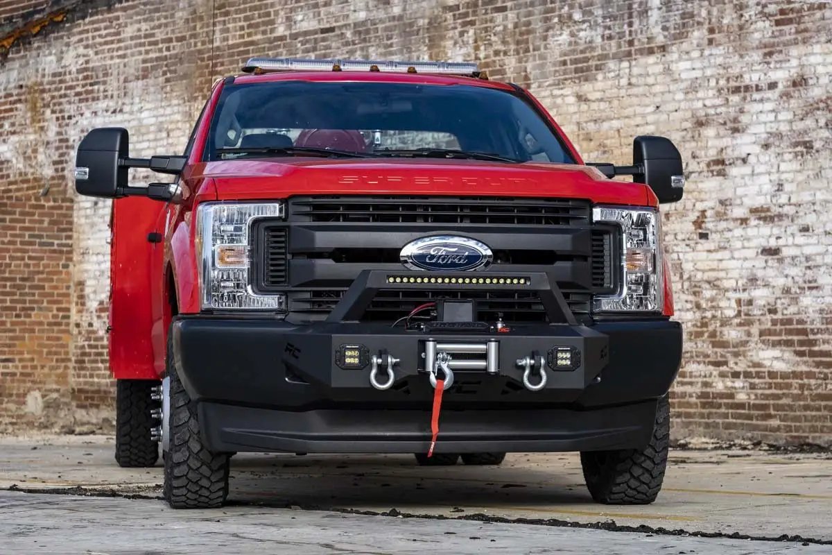 EXO Winch Mount Kit | Ford F-250/F-350 Super Duty 2WD/4WD (2017-2020) by Rough Country