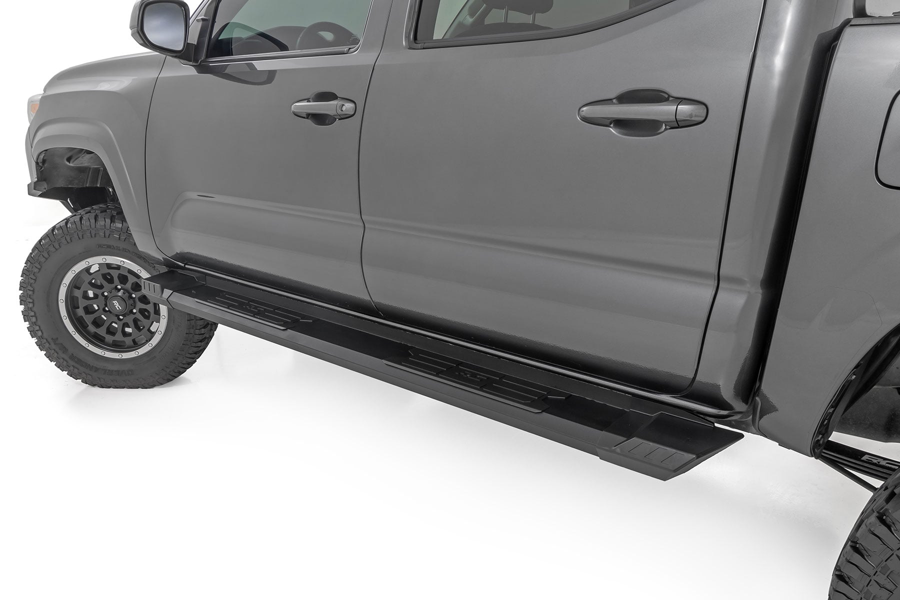 HD2 Aluminum Running Boards | Double Cab | Toyota Tacoma 2WD/4WD (2005-2023) by Rough Country