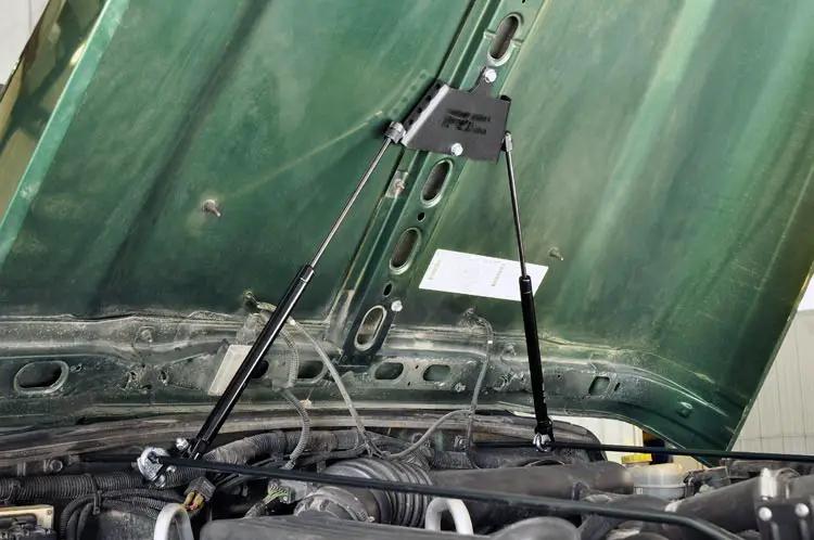 Hood Struts | Hydraulic | Jeep Wrangler TJ (97-06)/Wrangler Unlimited (04-06) by Rough Country