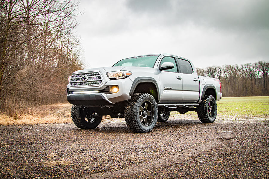 4 Inch Lift Kit | N3 Struts | Toyota Tacoma 2WD/4WD (2016-2023) by Rough Country