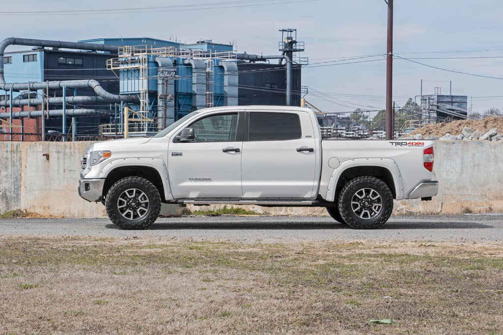 2.5-3 Inch Leveling Kit | Toyota Tundra 2WD/4WD (2007-2021) by Rough Country
