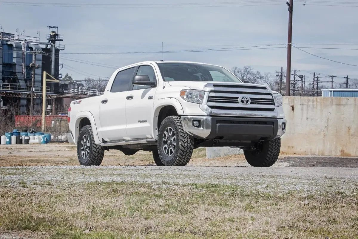 2.5-3 Inch Leveling Kit | Toyota Tundra 4WD (2007-2021) by Rough Country