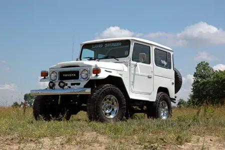 4 Inch Lift Kit | Toyota Land Cruiser FJ40 4WD (1964-1980) by Rough Country