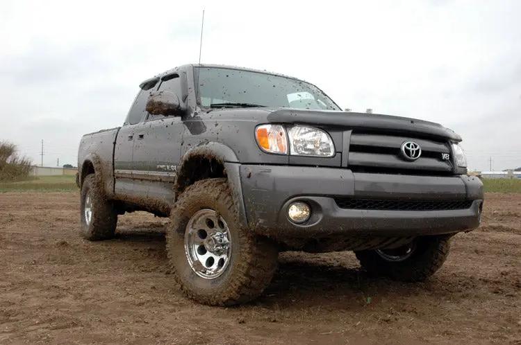 2.5 Inch Lift Kit | M1 Struts/M1 | Toyota Tundra 4WD (2000-2006)