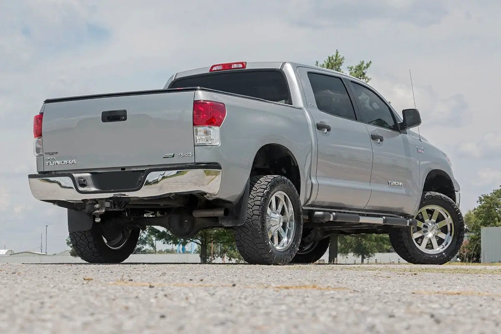 3.5 Inch Lift Kit | M1 Struts/M1 | Toyota Tundra 2WD/4WD (2007-2021) by Rough Country