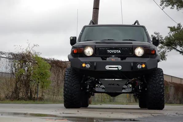 6 Inch Lift Kit | Toyota FJ Cruiser 2WD/4WD (2007-2009) by Rough Country