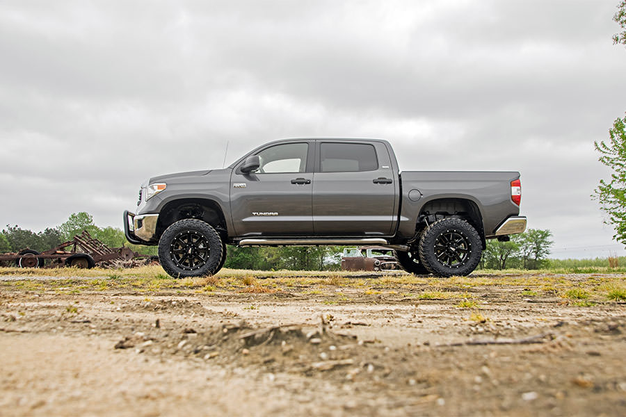 6 Inch Lift Kit | Toyota Tundra 2WD/4WD (2007-2015) by Rough Country