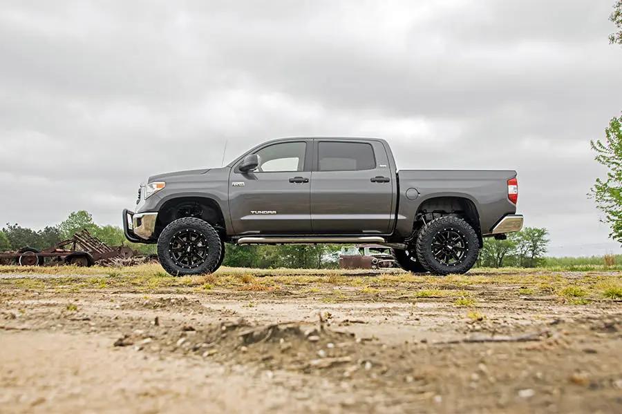 6 Inch Lift Kit | M1 Struts/M1 | Toyota Tundra 4WD (2007-2015) by Rough Country