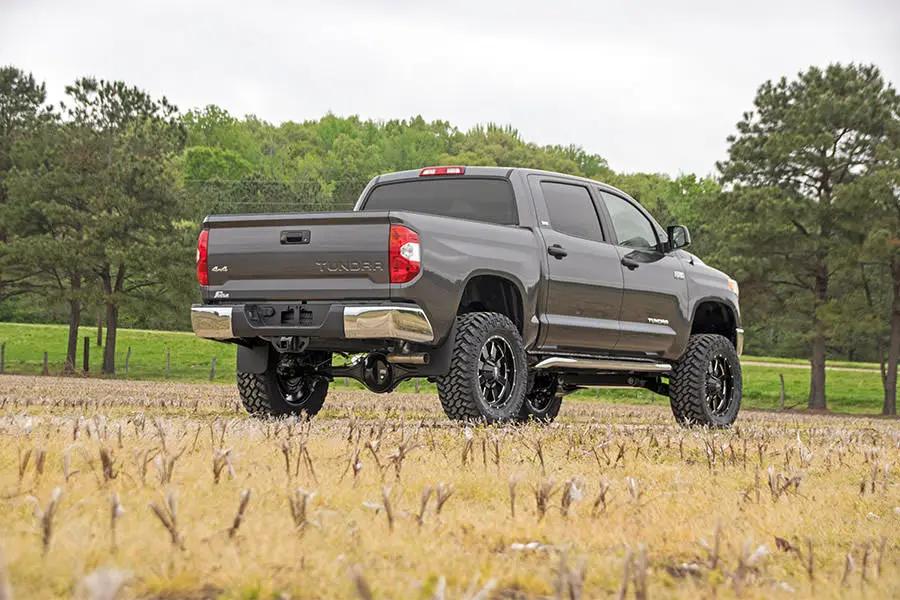 6 Inch Lift Kit | M1 Struts/M1 | Toyota Tundra 4WD (2007-2015) by Rough Country