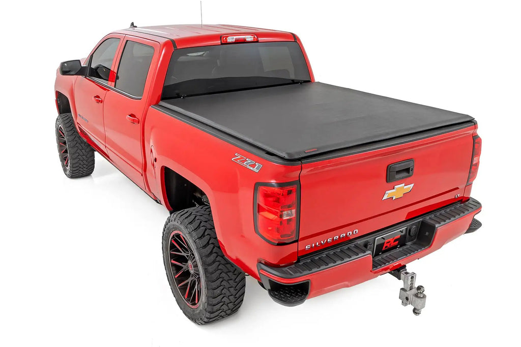 Soft Roll Up Bed Cover | 5'9" Bed | Chevy/GMC 1500 (14-18 & Classic) by Rough Country