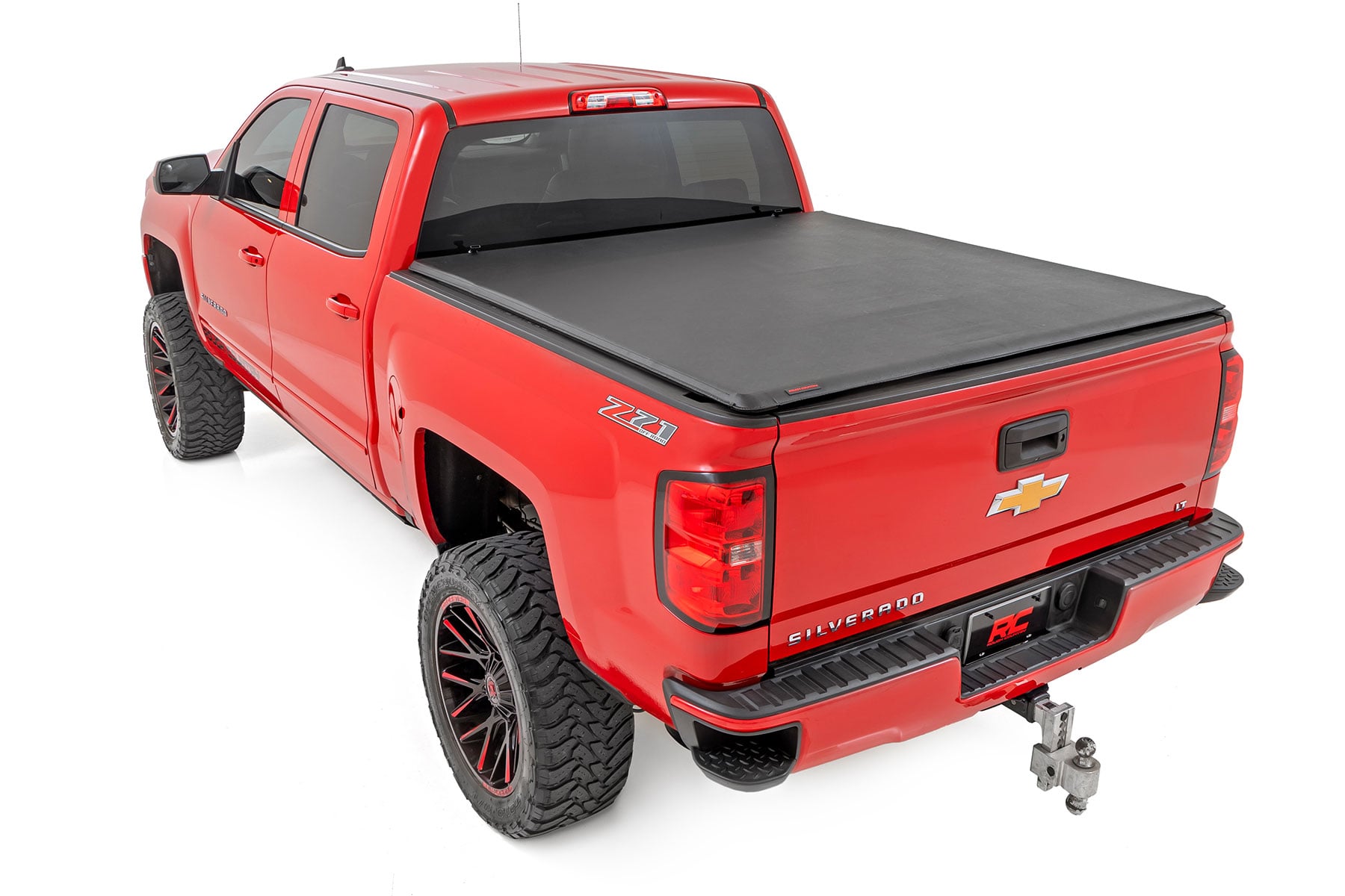 Soft Roll Up Bed Cover | 5'9" Bed | Chevy/GMC 1500 (14-18 & Classic) by Rough Country