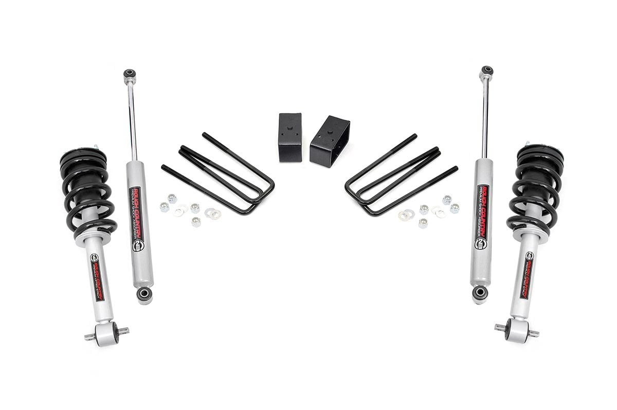 3.5 Inch Lift Kit | N3 Struts | Chevy/GMC 1500 2WD (07-13) by Rough Country