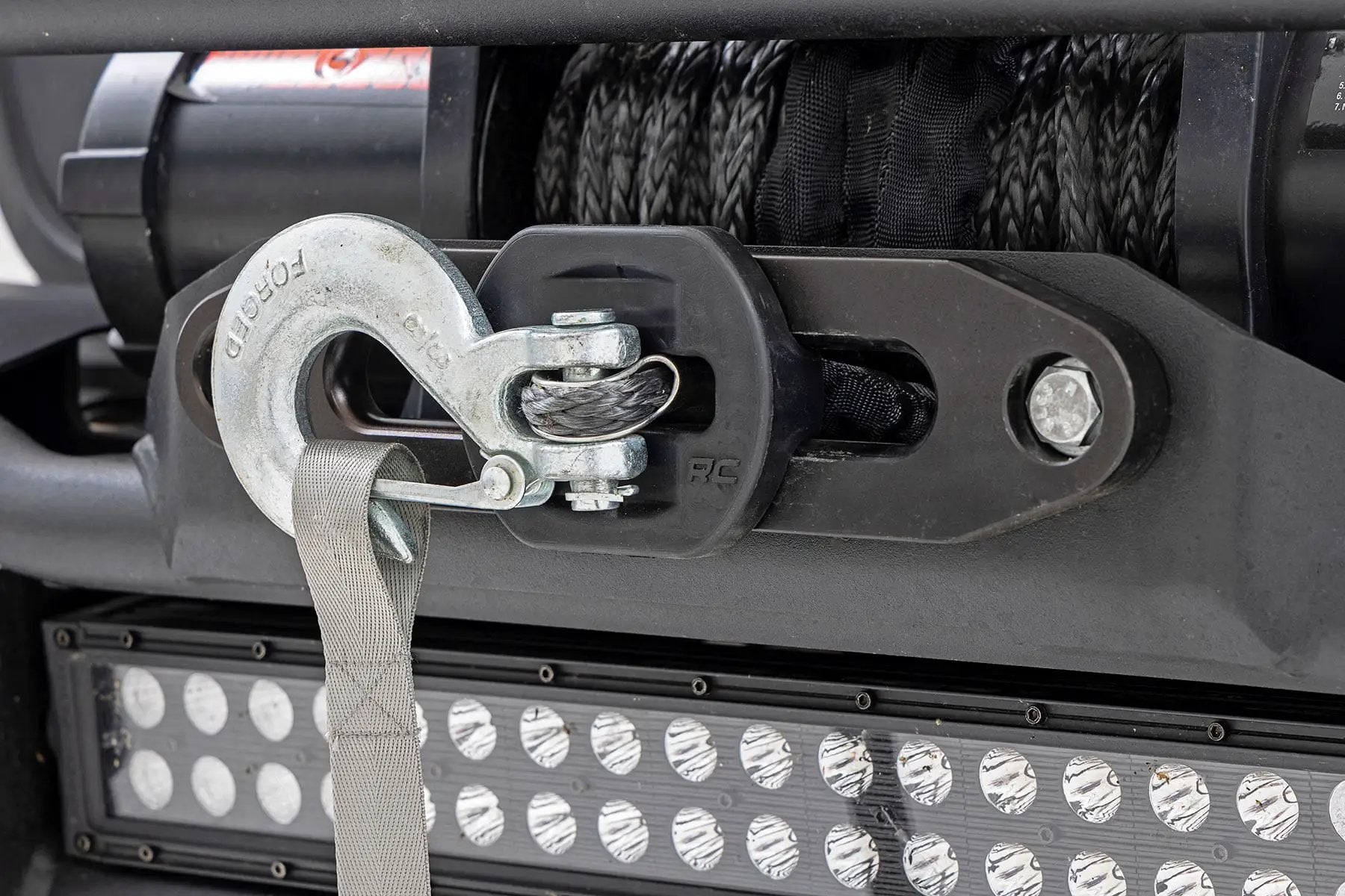 Winch Hook Isolator | Synthetic Ropes by Rough Country