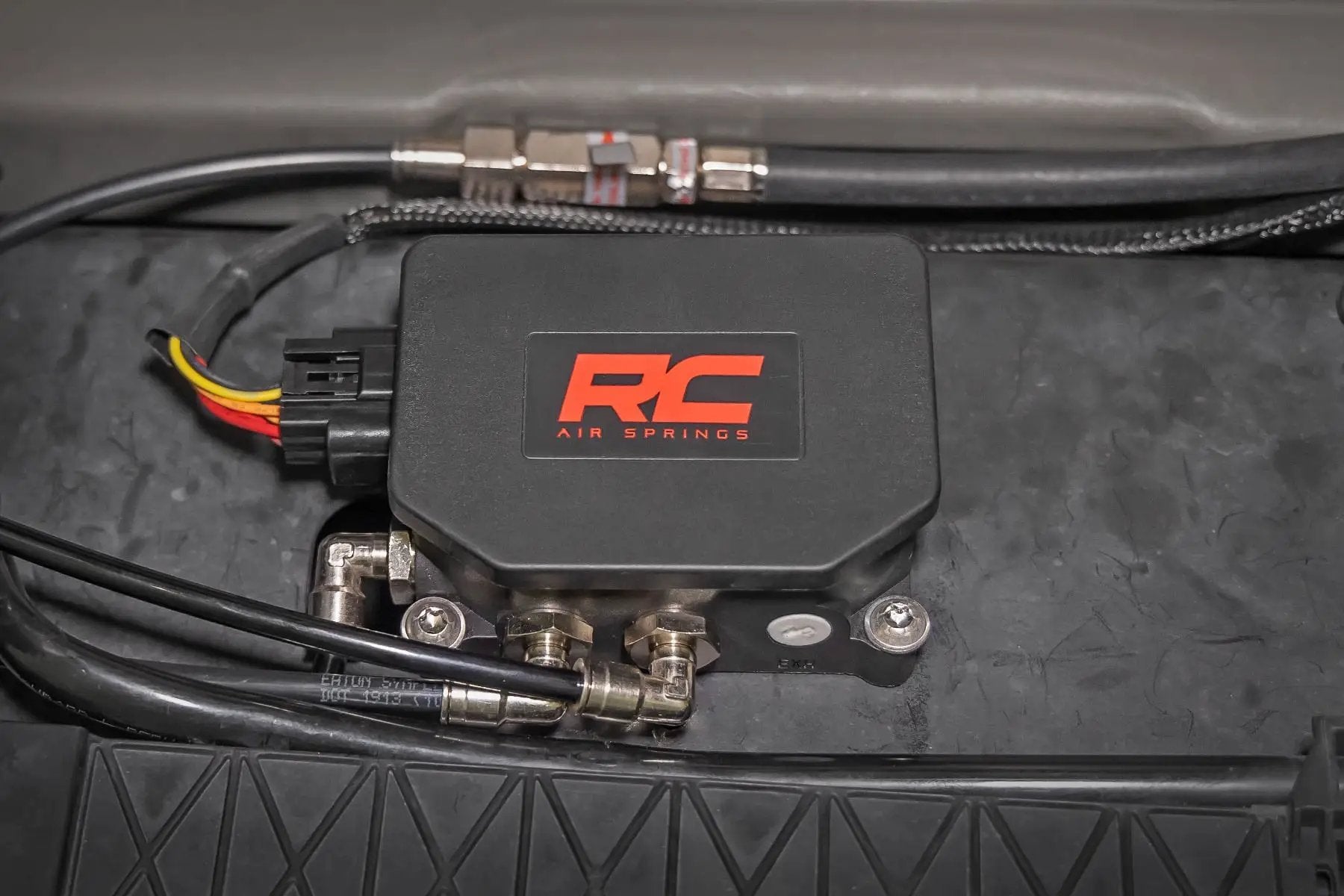 Wireless Air Bag Controller Kit by Rough Country