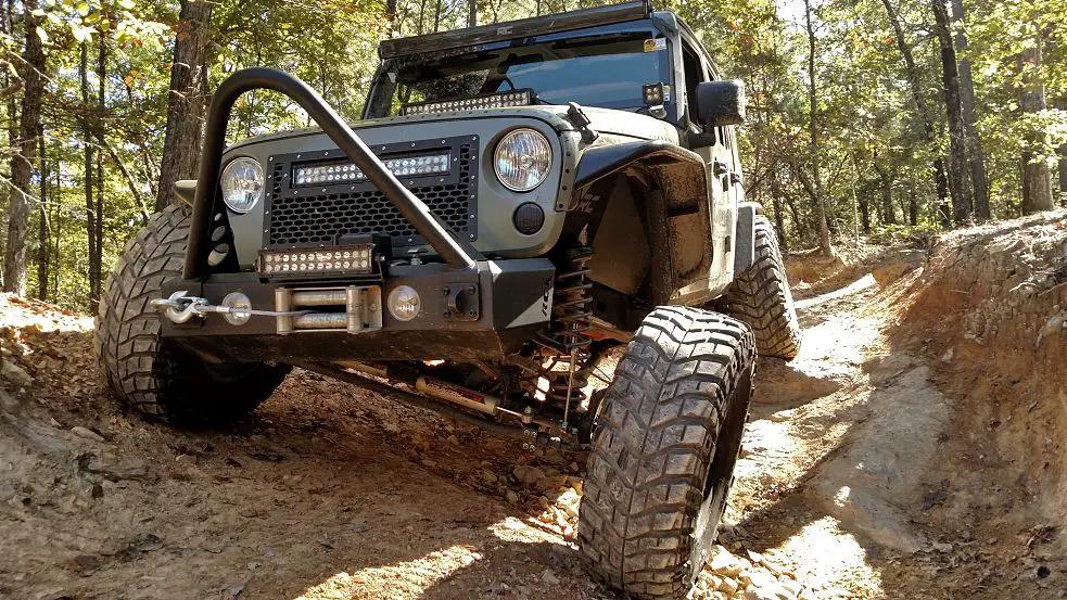 4 Inch Lift Kit | X-Series | V2 | Jeep Wrangler Unlimited 2WD/4WD (2007-2018) by Rough Country